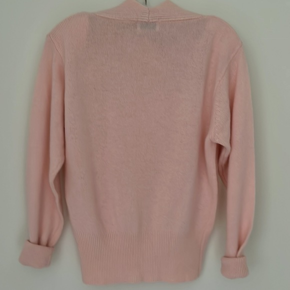 Yarn Works Woman’s Sweater Pullover Size L Color light apricot Perls buttons - Picture 2 of 7